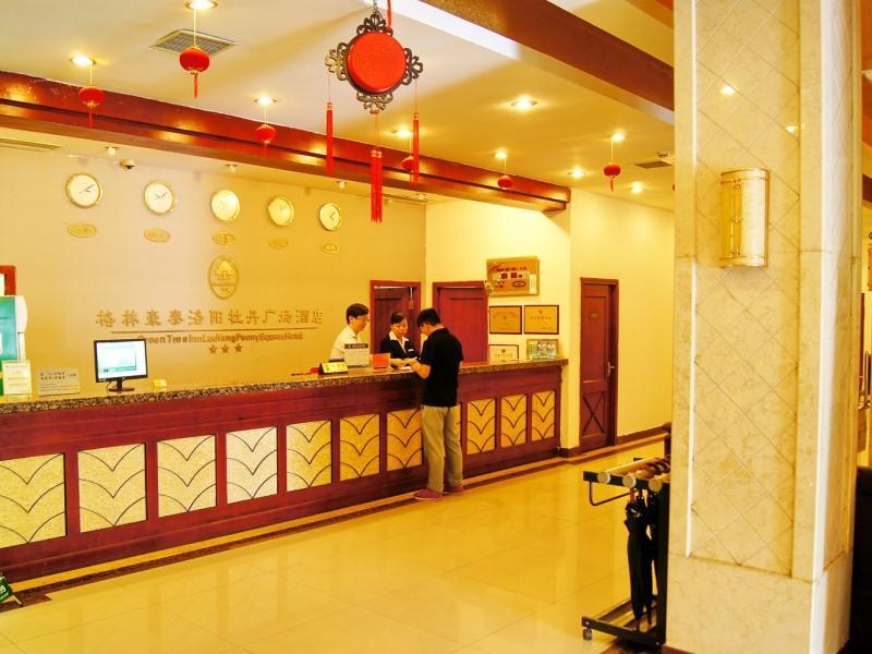 Greentree Inn Henan Luoyang Peony Square Business Hotel Экстерьер фото