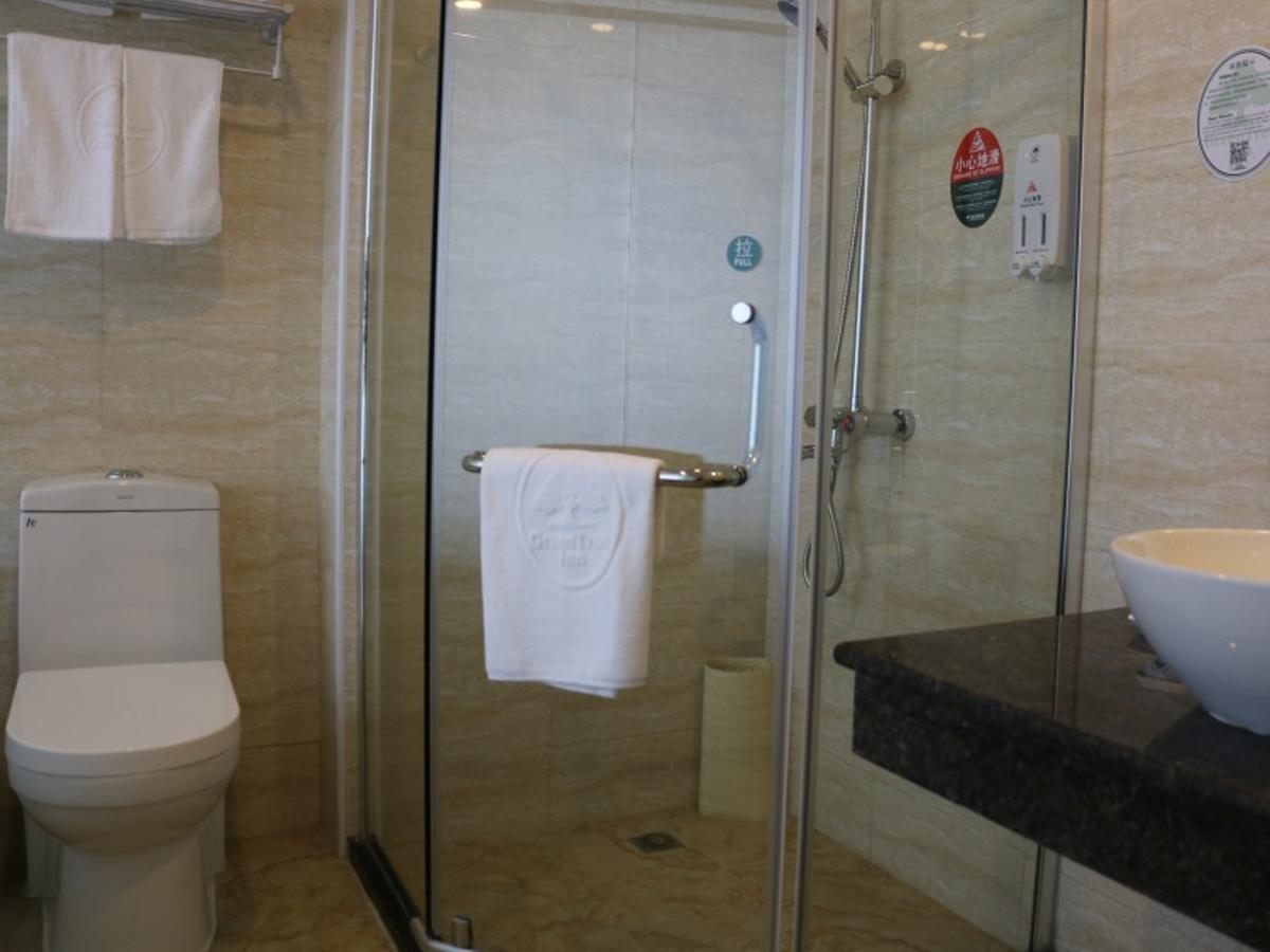 Greentree Inn Henan Luoyang Peony Square Business Hotel Экстерьер фото